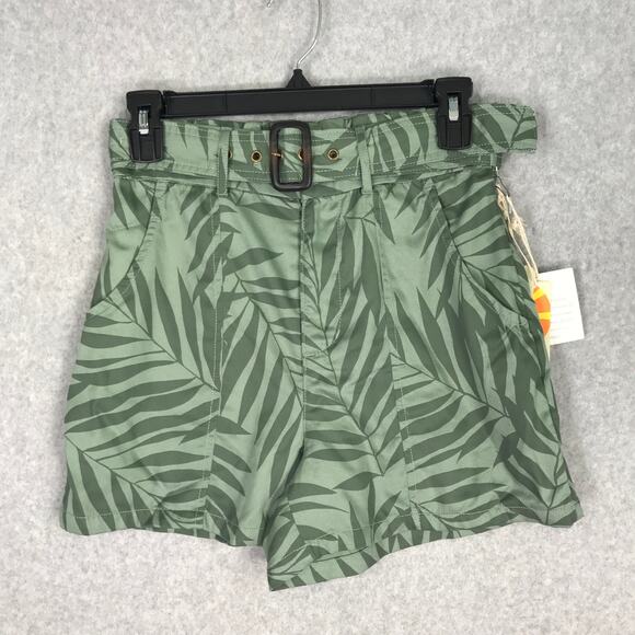 C&C California Pants - C&C California Shorts Womens Small Belt Palm‎ Resort Coastal Vacation Lyocell